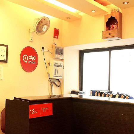 Hotel Trimoorti Колката Екстериор снимка
